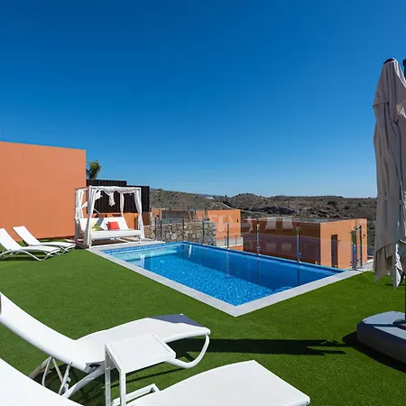 In Maspalomas With Heated Pool شاليه *